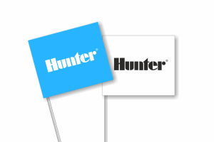 Karodziņš HUNTER, balts/melni burti, W/B